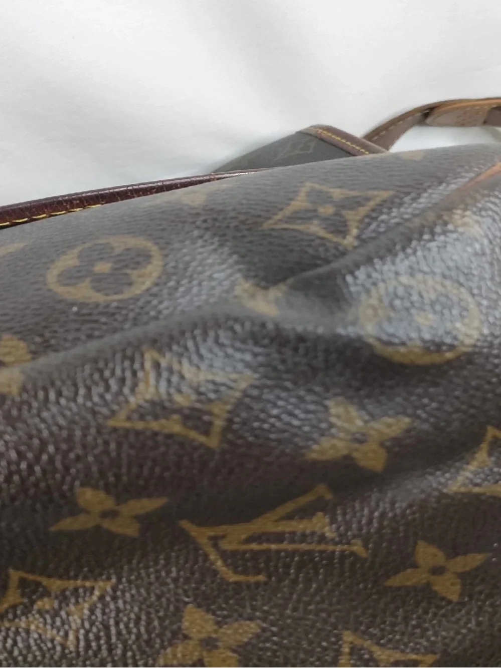 Large Saumur 35 LV Monogram Crossbody Messenger Bag in Brown and Tan